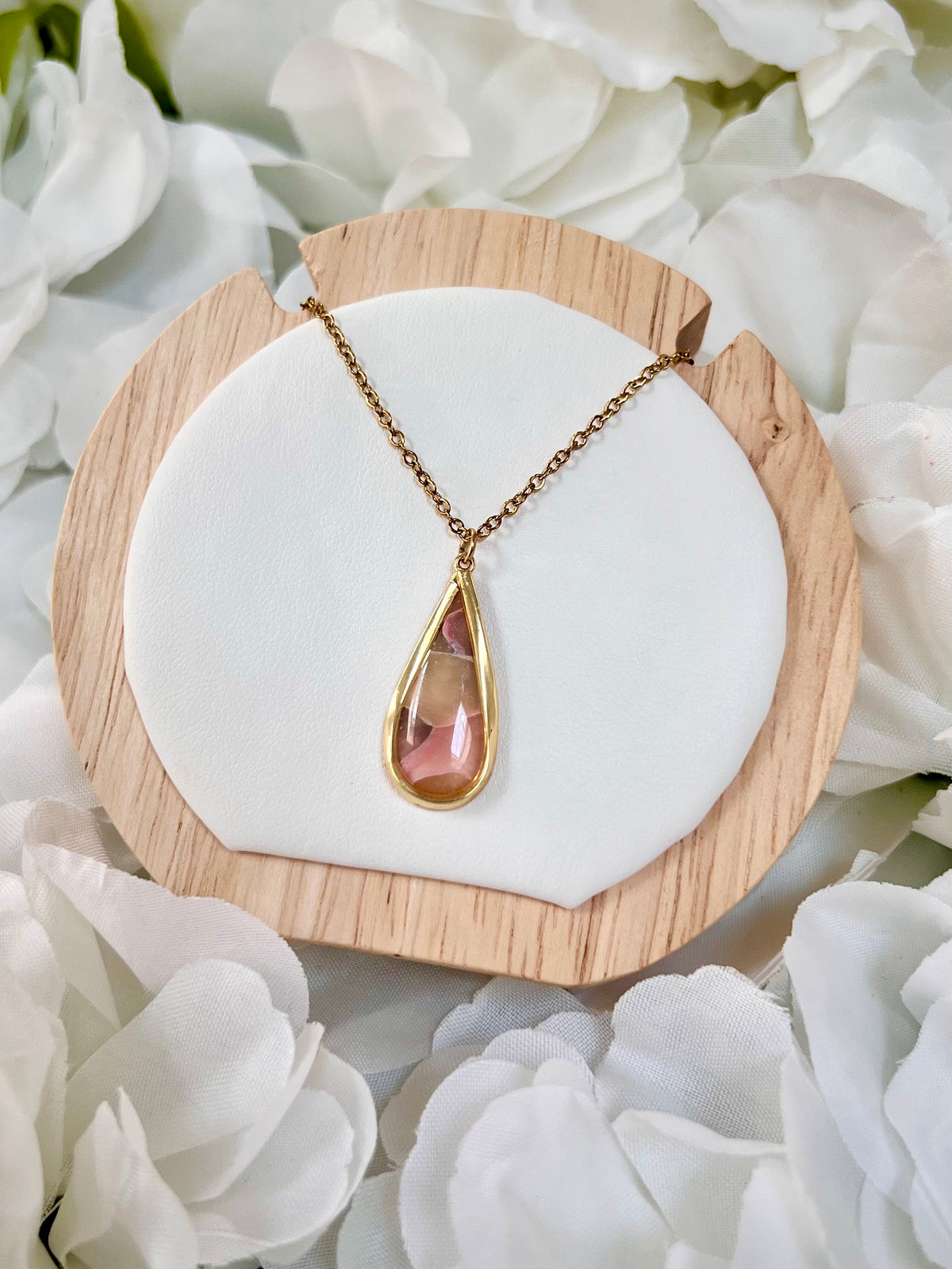 Large gold oval pink & navy necklace