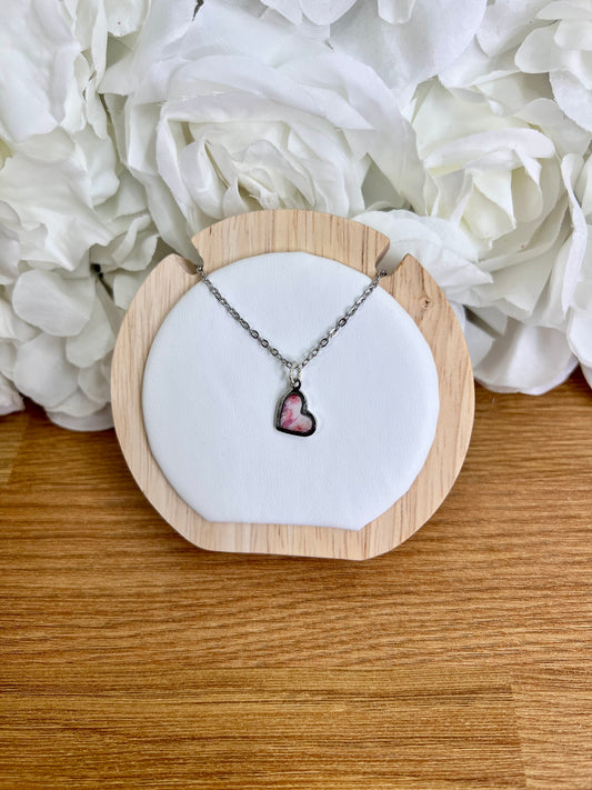 Rose design silver heart necklace