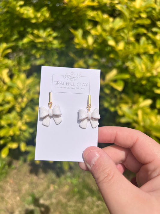 Mini bow rectangle studs