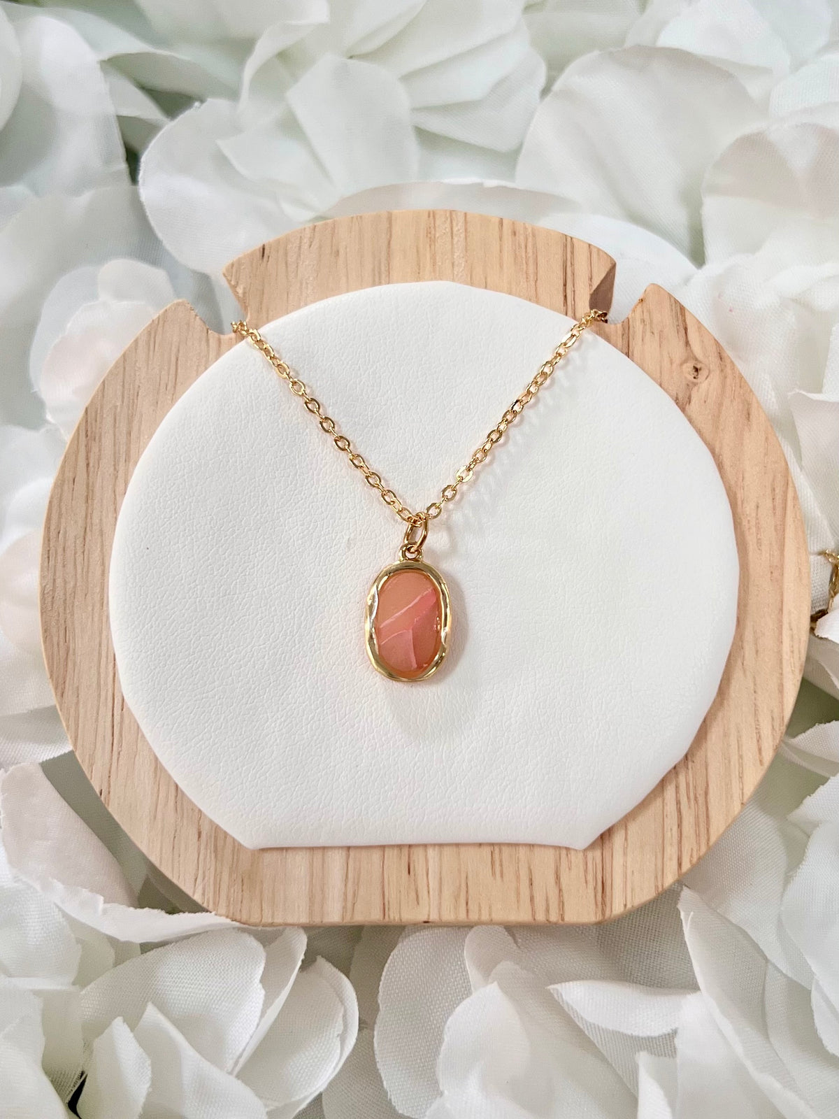 Pink marble gold oval necklace